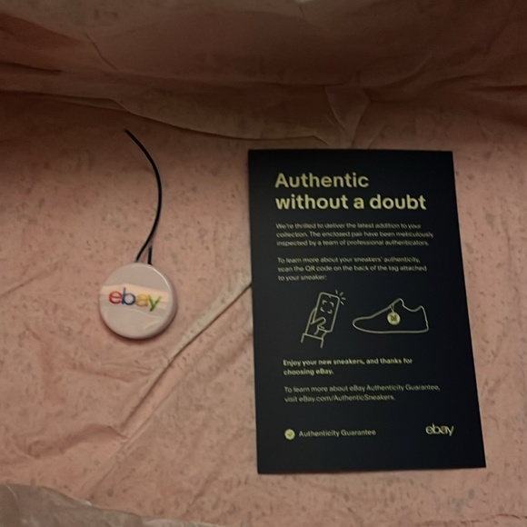 Jordan 4 Red Thunders - Picture 5 of 9